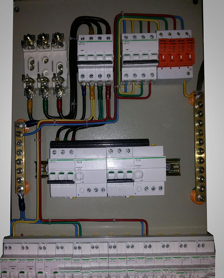 家用不銹鋼配電箱如何安裝？分享經(jīng)驗